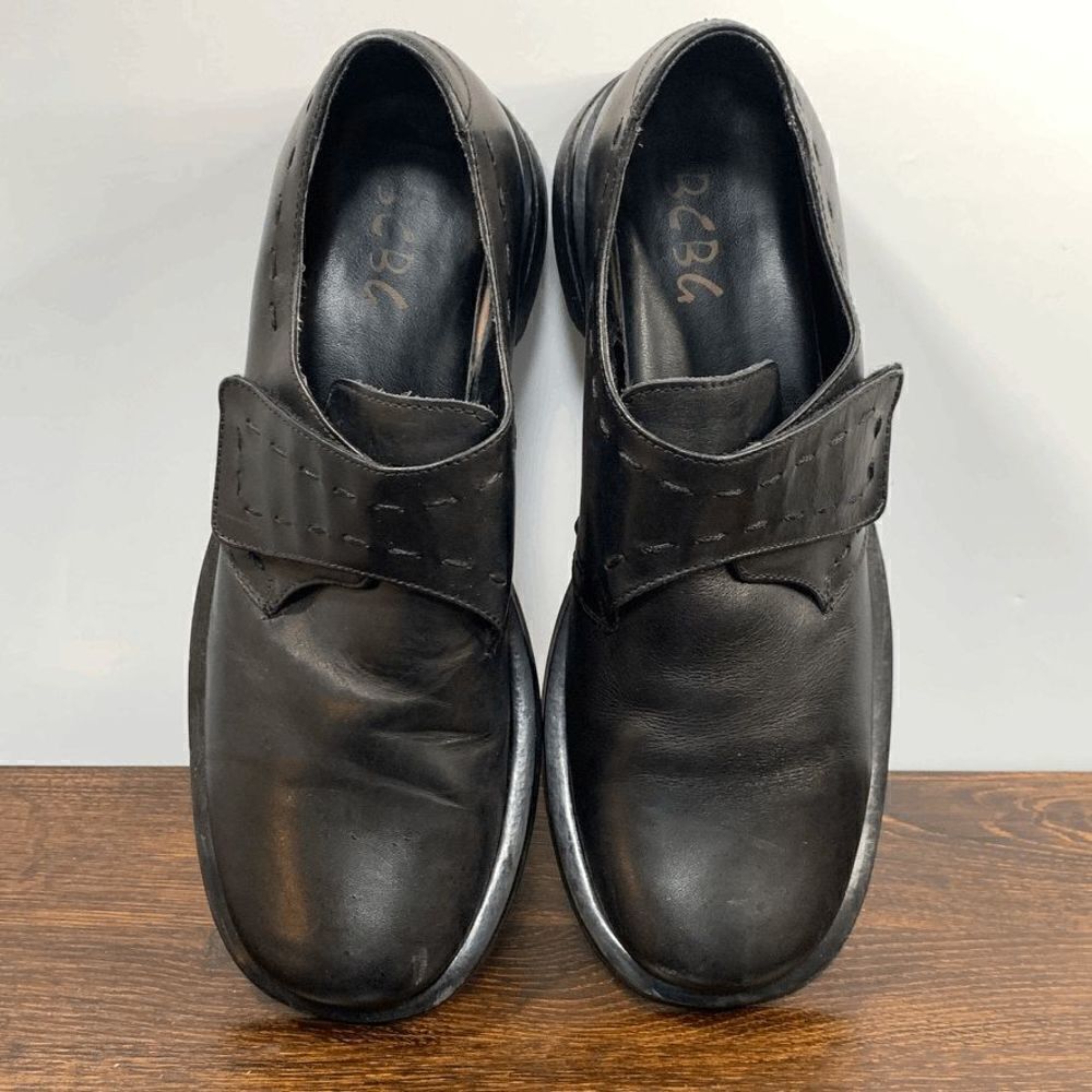 BCBG Hook & Loop Casual Black Shoes Black Size 8.5